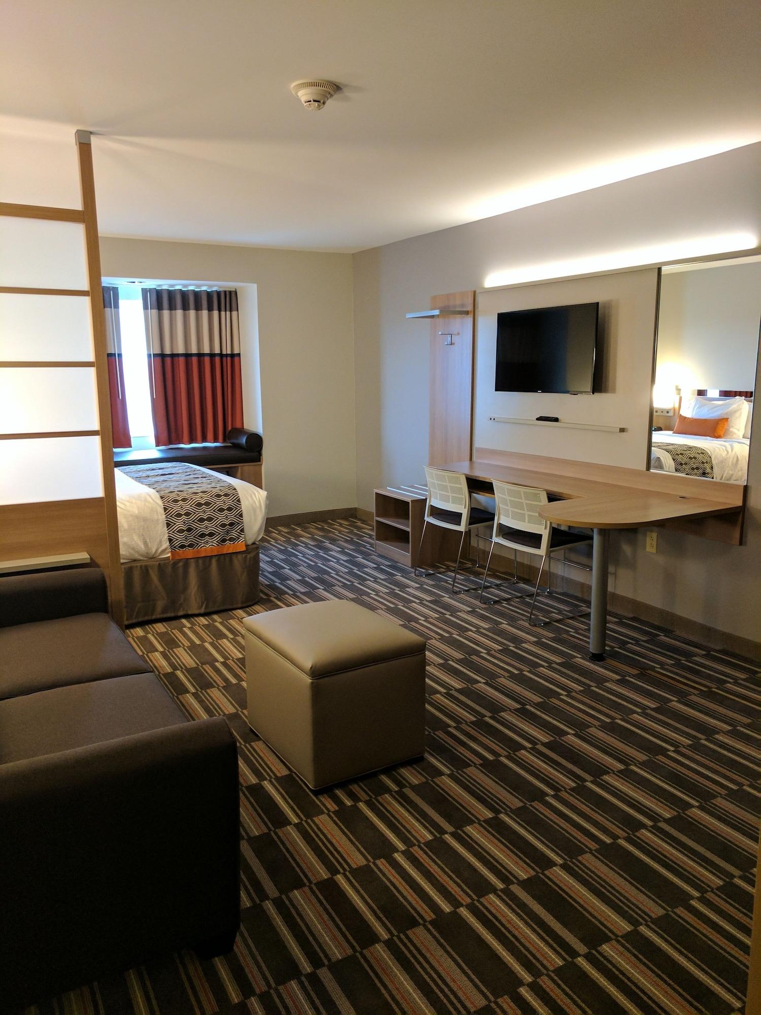 Microtel Inn & Suites By Wyndham Клеріон Екстер'єр фото