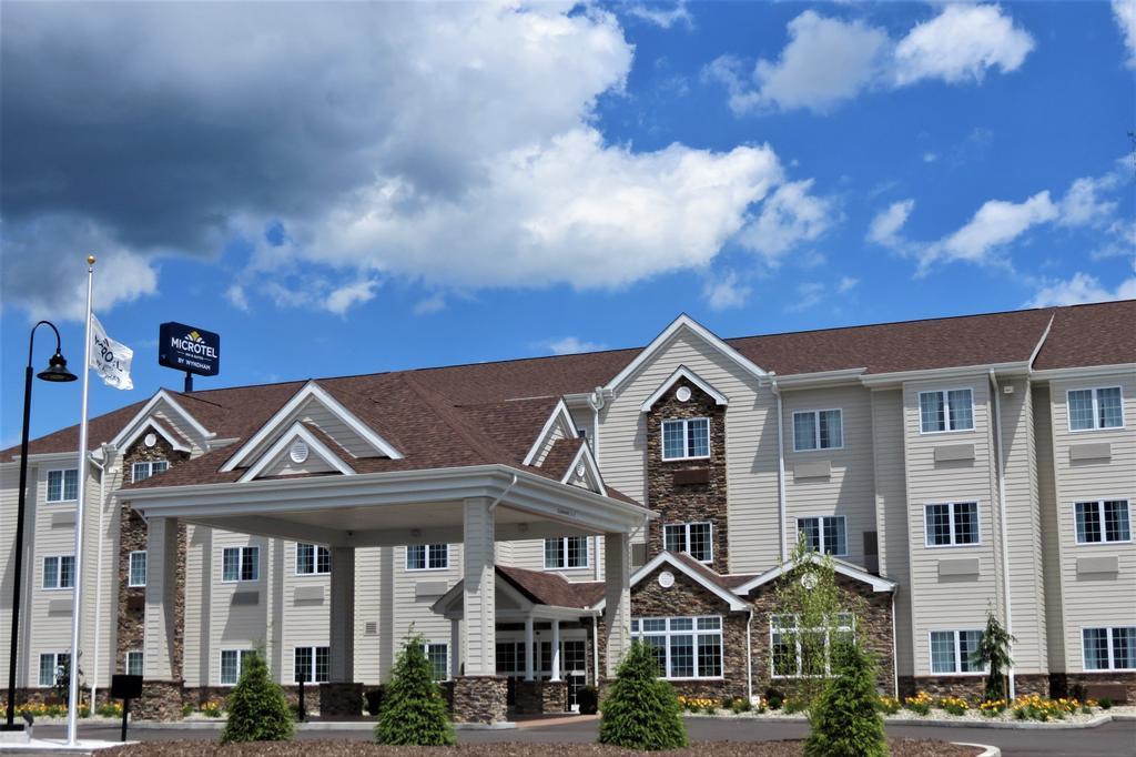 Microtel Inn & Suites By Wyndham Клеріон Екстер'єр фото